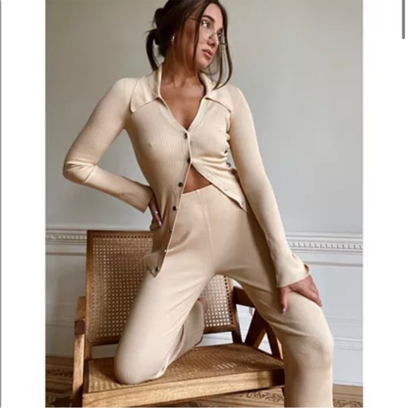 Danielle Bernstein Ribbed Flare Pants - Picture 2 of 7